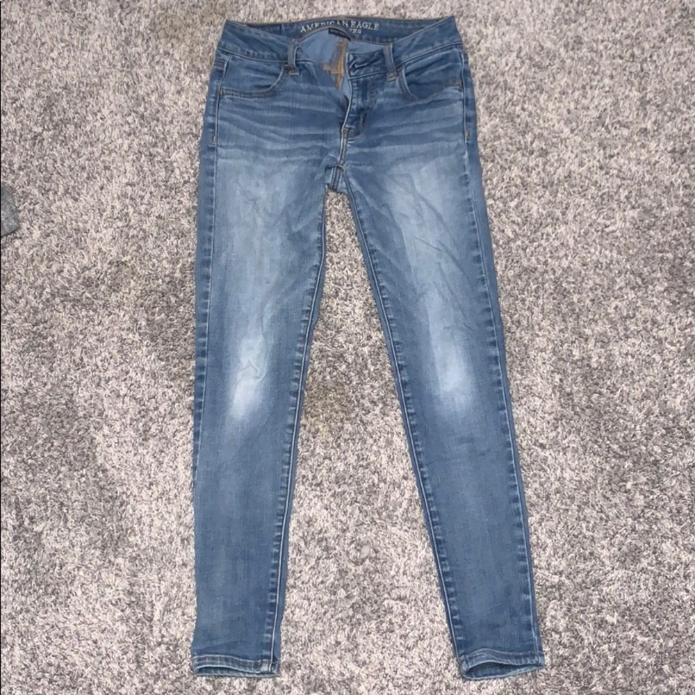 AMERICAN EAGLE SUPER STRETCH JEANS
